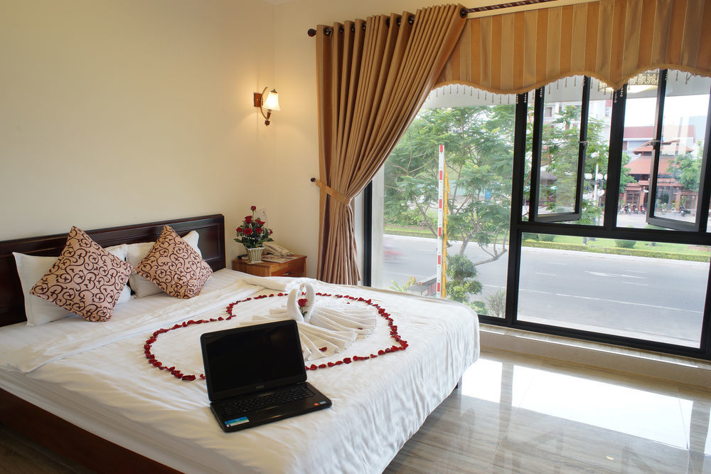 La Maison Danang Beach Hotel Da Nang Exterior foto